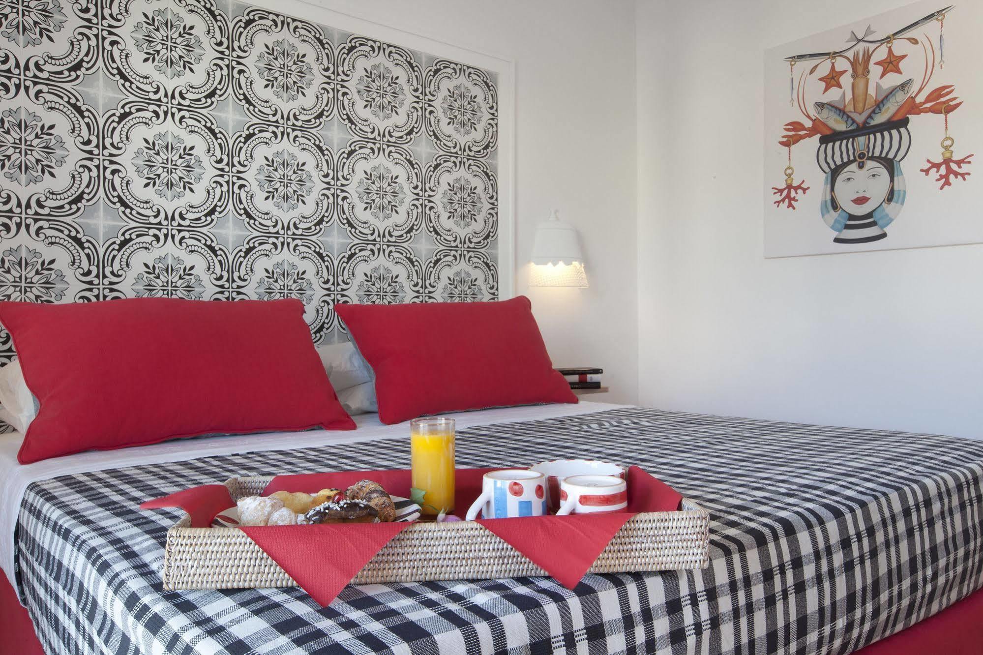 Maison Kalea Bed & Breakfast 2*